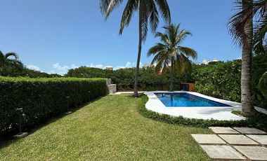 CASA VILLA CANCUN 4 recamaras Frente a Laguna - ZONA HOTELERA