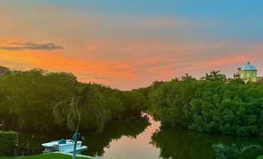 CASA VILLA CANCUN 4 recamaras Frente a Laguna - ZONA HOTELERA