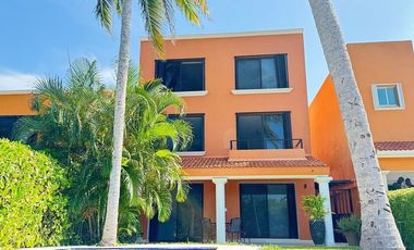 CASA VILLA CANCUN 4 recamaras Frente a Laguna - ZONA HOTELERA