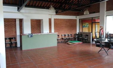 LOCAL IDEAL SALÓN PARA EVENTOS