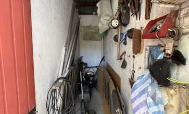 Venta casa 4 ambientes con cochera y piscina en Wilde