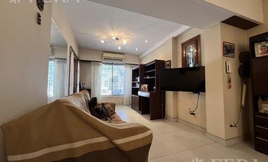 Venta casa 4 ambientes con cochera y piscina en Wilde