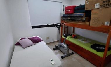 VENTA CASA DE 5 AMBIENTES CON GALPÓN EN BLANCO ESCALADA