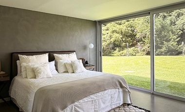 CASA 6 AMBIENTES EN VENTA, BARRIO EL CARDAL I, LOS CARDALES