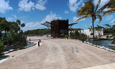 Casa en venta tipo Tiny House contenedor en Aldea Balha Telchac Puerto, Yucatán.
