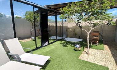 Casa en venta tipo Tiny House contenedor en Aldea Balha Telchac Puerto, Yucatán.