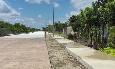 Casa en venta tipo Tiny House contenedor en Aldea Balha Telchac Puerto, Yucatán.