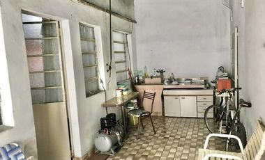 Local - Lanús Oeste