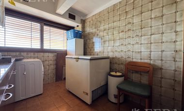 Venta departamento 3 ambientes con cochera en Avellaneda