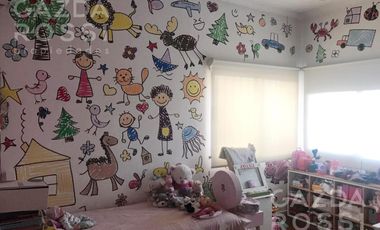 VENTA - casa con jardín en Monte Grande