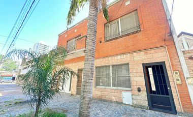 VENTA PH 4 AMBIENTES LANUS  PATIO COCHERA TERRAZA