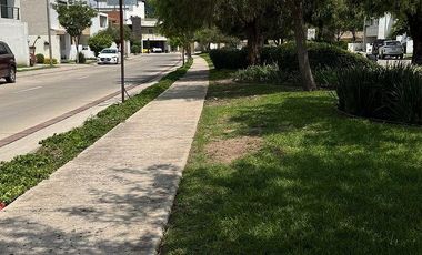 Se Renta Casa Seminueva en Lomas Punta Del Este