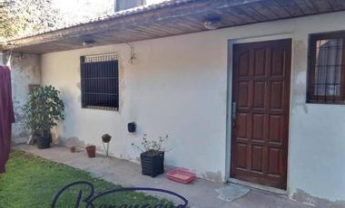 Galpón con vivienda en Hernandarias y Mac Gaul
