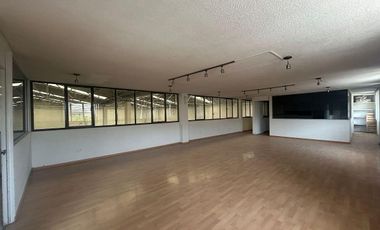 Bodega Comercial de 1400 m2 en Xalostoc Ecatepec en Renta