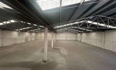 Bodega Comercial de 1400 m2 en Xalostoc Ecatepec en Renta