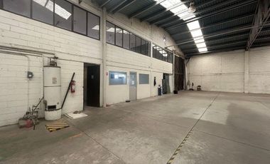Bodega Comercial de 1400 m2 en Xalostoc Ecatepec en Renta