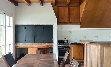 CASA 4 AMBIENTES EN VENTA, BARRIO MONET,  LOS CARDALES