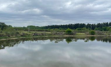 CASA 4 AMBIENTES EN VENTA, BARRIO MONET,  LOS CARDALES