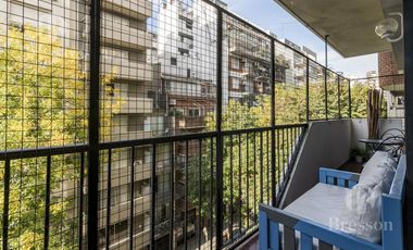 Departamento en  venta de 3 ambientes mas dependencia con cochera en French y Aguero