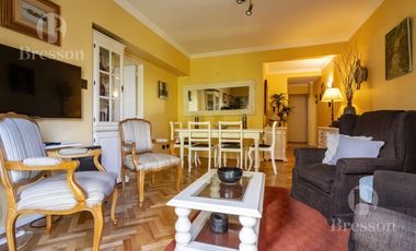 Departamento en  venta de 3 ambientes mas dependencia con cochera en French y Aguero