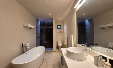En renta casa con paneles solares en la privada Kutz, en el Yucatán Country Club