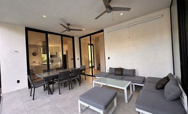 En renta casa con paneles solares en la privada Kutz, en el Yucatán Country Club