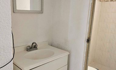 VENDO CASA DÚPLEX PLANTA BAJA EN REAL DEL BOSQUE, TULTITLÁN. EDO MEX.