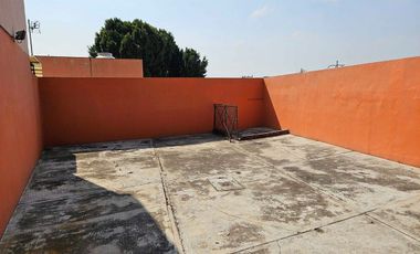 VENDO CASA DÚPLEX PLANTA BAJA EN REAL DEL BOSQUE, TULTITLÁN. EDO MEX.