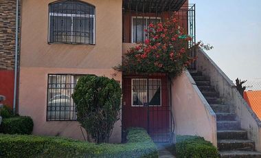 VENDO CASA DÚPLEX PLANTA BAJA EN REAL DEL BOSQUE, TULTITLÁN. EDO MEX.