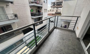 Hermoso departamento de 2 ambientes con balcón