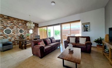 VENTA DE CASA DE PLAYA EN CORONADO