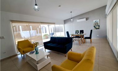 VENTA DE CASA DE PLAYA EN CORONADO