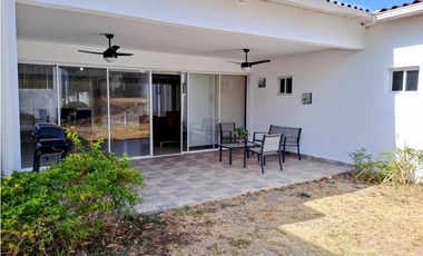 VENTA DE CASA DE PLAYA EN CORONADO