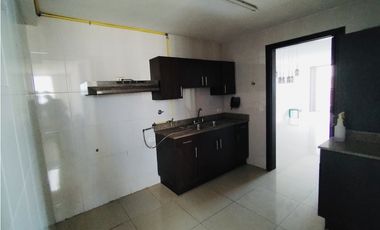 VENDO APARTAMENTO EN OBARRIO, 3 RECAMARAS, 117M2, 2 PARKING.