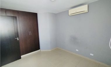 VENDO APARTAMENTO EN OBARRIO, 3 RECAMARAS, 117M2, 2 PARKING.