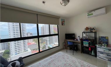 SE ALQUILA APARTAMENTO EN BELLA VISTA  PH BALBOA BAY CON LINEA BLANCA
