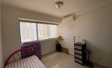 SE ALQUILA APARTAMENTO EN BELLA VISTA  PH BALBOA BAY CON LINEA BLANCA