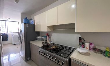 SE ALQUILA APARTAMENTO EN BELLA VISTA  PH BALBOA BAY CON LINEA BLANCA