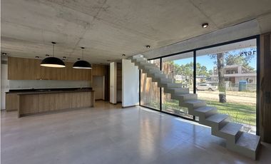 PINAMAR -  CASA PIONEROS (LOTE 06)