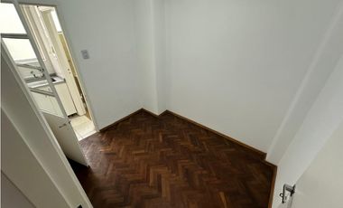 ALQ - AMPLIO DPTO 2 DORM + ESC - CON BALCON - 105M2