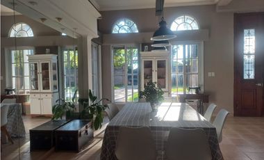 CASA EN VENTA – ZONA MAIPÚ / RUTA 12