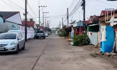 1 Bedroom Townhouse for sale in Tha Tum, Prachin Buri