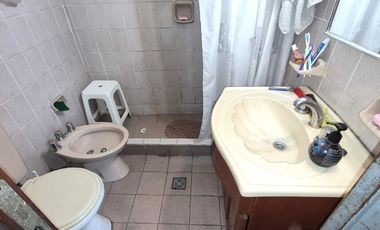 Casa para 2 Familias en venta en Sarandi Este