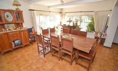 Importante casa en Altos del Sauce