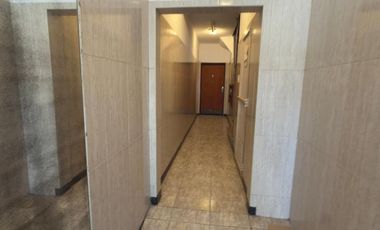 2 AMBIENTES CON PATIO RECICLADO PLANTA BAJA