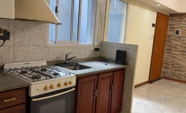 2 AMBIENTES CON PATIO RECICLADO PLANTA BAJA