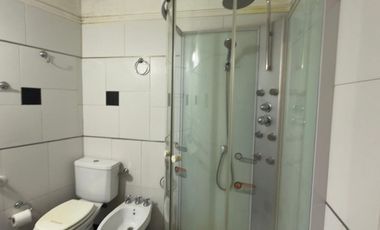 2 AMBIENTES CON PATIO RECICLADO PLANTA BAJA