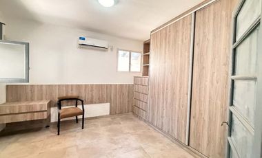 SE VENDE CASA CON PILETA + DPTO INTERNO