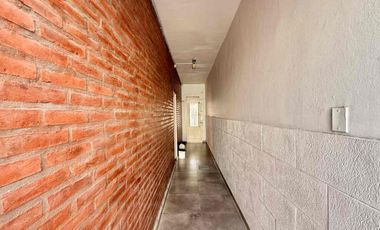 SE VENDE CASA CON PILETA + DPTO INTERNO