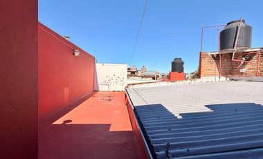 SE VENDE CASA CON PILETA + DPTO INTERNO